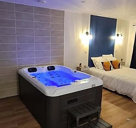 Aqua Rêve Love hôtel