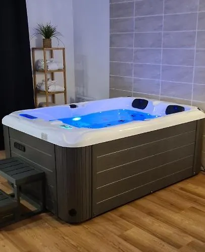 Aqua Reve Love hotel